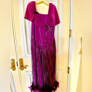 Terani Couture Evening Women’s Long Purple with Marabou Sleeveless Dress Size 20